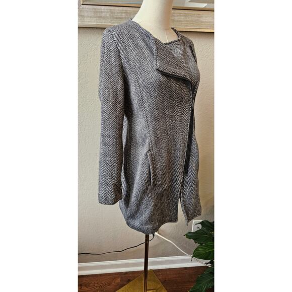 Banana Republic Herringbone Asymmetric‎ Zip Up Fleece Jacket Women Size S Gray - Picture 5 of 7